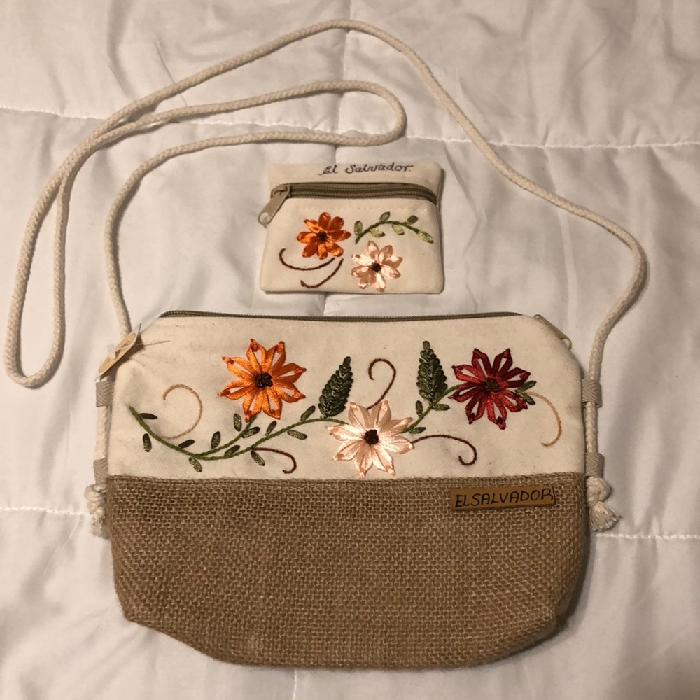 Authentic,handmade,vintage,embroidered floral El Salvador bag w change purse